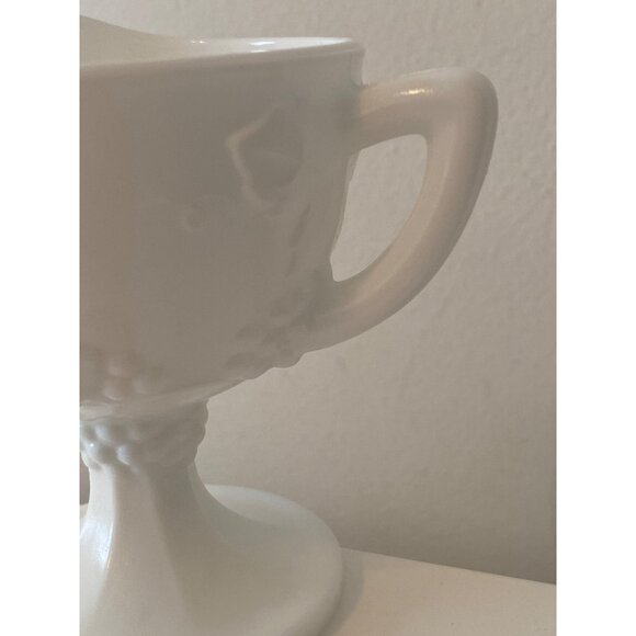White Milk Glass Creamer Stem Replacement Vintage - Picture 2 of 16